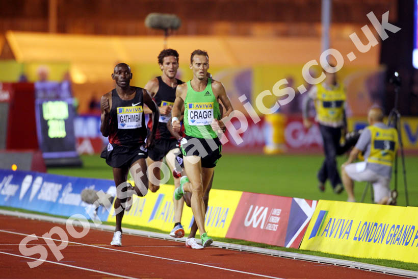 Alistair Cragg leads the 3000 metres, 2011 Aviva London Grand Prix